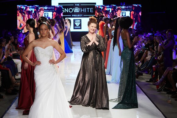 TO DOWNLOAD. CLICK ON THE IMAGE AND SAVE. To browse images use green arrows above.
SHARE AND TAG : @MTC_WINDHOEKFASHIONWEEK
IMAGE CREDIT: @SIMZMKHWANAZI/@BESTFRIENDS_STUDIOS
#MTCWFW2022
@MTC_WINDHOEKFASHIONWEEK
#MADEINNAMIBIA