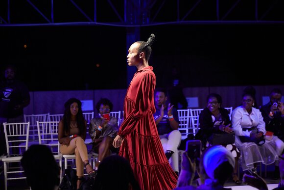 TO DOWNLOAD. CLICK ON THE IMAGE AND SAVE. To browse images use green arrows above.
SHARE AND TAG : @MTC_WINDHOEKFASHIONWEEK
IMAGE CREDIT: @SIMZMKHWANAZI/@BESTFRIENDS_STUDIOS
#MTCWFW2022
@MTC_WINDHOEKFASHIONWEEK
#MADEINNAMIBIA