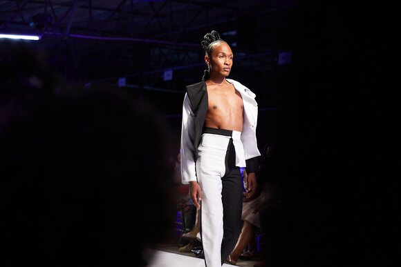 TO DOWNLOAD. CLICK ON THE IMAGE AND SAVE. To browse images use green arrows above.
SHARE AND TAG : @MTC_WINDHOEKFASHIONWEEK
IMAGE CREDIT: @SIMZMKHWANAZI/@BESTFRIENDS_STUDIOS
#MTCWFW2022
@MTC_WINDHOEKFASHIONWEEK
#MADEINNAMIBIA