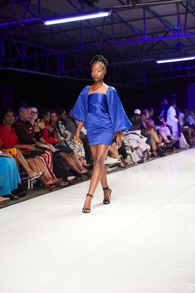 TO DOWNLOAD. CLICK ON THE IMAGE AND SAVE. To browse images use green arrows above.
SHARE AND TAG : @MTC_WINDHOEKFASHIONWEEK
IMAGE CREDIT: @SIMZMKHWANAZI/@BESTFRIENDS_STUDIOS
#MTCWFW2022
@MTC_WINDHOEKFASHIONWEEK
#MADEINNAMIBIA