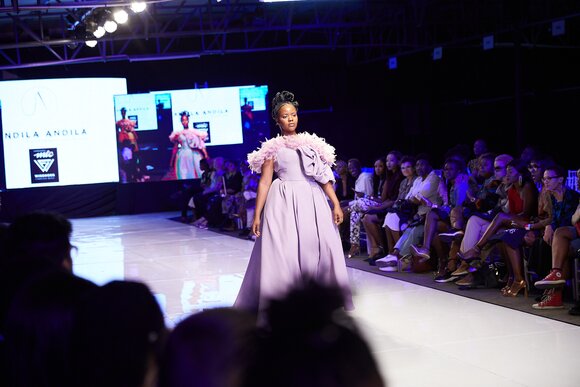 TO DOWNLOAD. CLICK ON THE IMAGE AND SAVE. To browse images use green arrows above.
SHARE AND TAG : @MTC_WINDHOEKFASHIONWEEK
IMAGE CREDIT: @SIMZMKHWANAZI/@BESTFRIENDS_STUDIOS
#MTCWFW2022
@MTC_WINDHOEKFASHIONWEEK
#MADEINNAMIBIA