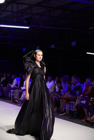 TO DOWNLOAD. CLICK ON THE IMAGE AND SAVE. To browse images use green arrows above.
SHARE AND TAG : @MTC_WINDHOEKFASHIONWEEK
IMAGE CREDIT: @SIMZMKHWANAZI/@BESTFRIENDS_STUDIOS
#MTCWFW2022
@MTC_WINDHOEKFASHIONWEEK
#MADEINNAMIBIA