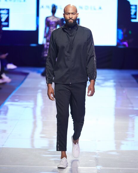 TO DOWNLOAD. CLICK ON THE IMAGE AND SAVE. To browse images use green arrows above.
SHARE AND TAG : @MTC_WINDHOEKFASHIONWEEK
IMAGE CREDIT: @SIMZMKHWANAZI/@BESTFRIENDS_STUDIOS
#MTCWFW2022
@MTC_WINDHOEKFASHIONWEEK
#MADEINNAMIBIA