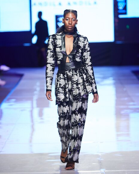 TO DOWNLOAD. CLICK ON THE IMAGE AND SAVE. To browse images use green arrows above.
SHARE AND TAG : @MTC_WINDHOEKFASHIONWEEK
IMAGE CREDIT: @SIMZMKHWANAZI/@BESTFRIENDS_STUDIOS
#MTCWFW2022
@MTC_WINDHOEKFASHIONWEEK
#MADEINNAMIBIA