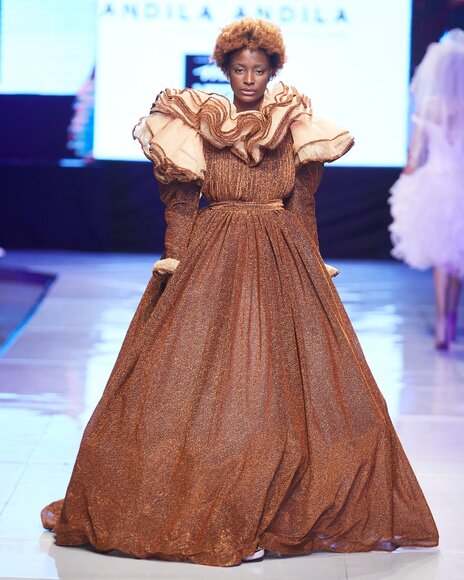 TO DOWNLOAD. CLICK ON THE IMAGE AND SAVE. To browse images use green arrows above.
SHARE AND TAG : @MTC_WINDHOEKFASHIONWEEK
IMAGE CREDIT: @SIMZMKHWANAZI/@BESTFRIENDS_STUDIOS
#MTCWFW2022
@MTC_WINDHOEKFASHIONWEEK
#MADEINNAMIBIA