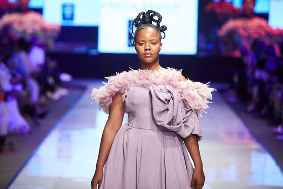 TO DOWNLOAD. CLICK ON THE IMAGE AND SAVE. To browse images use green arrows above.
SHARE AND TAG : @MTC_WINDHOEKFASHIONWEEK
IMAGE CREDIT: @SIMZMKHWANAZI/@BESTFRIENDS_STUDIOS
#MTCWFW2022
@MTC_WINDHOEKFASHIONWEEK
#MADEINNAMIBIA