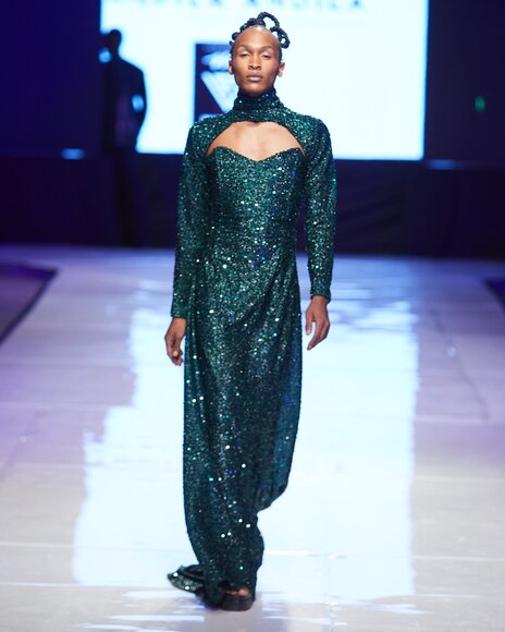 TO DOWNLOAD. CLICK ON THE IMAGE AND SAVE. To browse images use green arrows above.
SHARE AND TAG : @MTC_WINDHOEKFASHIONWEEK
IMAGE CREDIT: @SIMZMKHWANAZI/@BESTFRIENDS_STUDIOS
#MTCWFW2022
@MTC_WINDHOEKFASHIONWEEK
#MADEINNAMIBIA