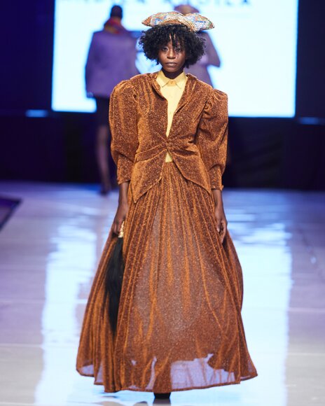 TO DOWNLOAD. CLICK ON THE IMAGE AND SAVE. To browse images use green arrows above.
SHARE AND TAG : @MTC_WINDHOEKFASHIONWEEK
IMAGE CREDIT: @SIMZMKHWANAZI/@BESTFRIENDS_STUDIOS
#MTCWFW2022
@MTC_WINDHOEKFASHIONWEEK
#MADEINNAMIBIA