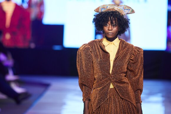TO DOWNLOAD. CLICK ON THE IMAGE AND SAVE. To browse images use green arrows above.
SHARE AND TAG : @MTC_WINDHOEKFASHIONWEEK
IMAGE CREDIT: @SIMZMKHWANAZI/@BESTFRIENDS_STUDIOS
#MTCWFW2022
@MTC_WINDHOEKFASHIONWEEK
#MADEINNAMIBIA