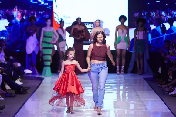 TO DOWNLOAD. CLICK ON THE IMAGE AND SAVE. To browse images use green arrows above.
SHARE AND TAG : @MTC_WINDHOEKFASHIONWEEK
IMAGE CREDIT: @SIMZMKHWANAZI/@BESTFRIENDS_STUDIOS
#MTCWFW2022
@MTC_WINDHOEKFASHIONWEEK
#MADEINNAMIBIA