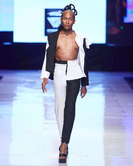 TO DOWNLOAD. CLICK ON THE IMAGE AND SAVE. To browse images use green arrows above.
SHARE AND TAG : @MTC_WINDHOEKFASHIONWEEK
IMAGE CREDIT: @SIMZMKHWANAZI/@BESTFRIENDS_STUDIOS
#MTCWFW2022
@MTC_WINDHOEKFASHIONWEEK
#MADEINNAMIBIA