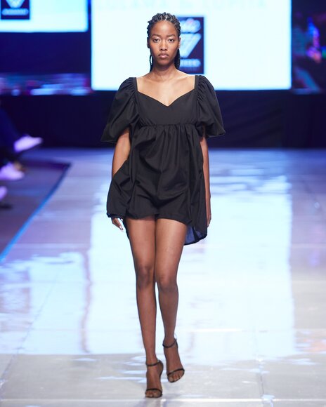 TO DOWNLOAD. CLICK ON THE IMAGE AND SAVE. To browse images use green arrows above.
SHARE AND TAG : @MTC_WINDHOEKFASHIONWEEK
IMAGE CREDIT: @SIMZMKHWANAZI/@BESTFRIENDS_STUDIOS
#MTCWFW2022
@MTC_WINDHOEKFASHIONWEEK
#MADEINNAMIBIA