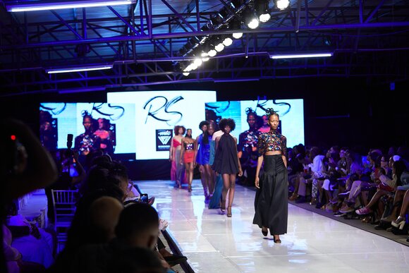 TO DOWNLOAD. CLICK ON THE IMAGE AND SAVE. To browse images use green arrows above.
SHARE AND TAG : @MTC_WINDHOEKFASHIONWEEK
IMAGE CREDIT: @SIMZMKHWANAZI/@BESTFRIENDS_STUDIOS
#MTCWFW2022
@MTC_WINDHOEKFASHIONWEEK
#MADEINNAMIBIA