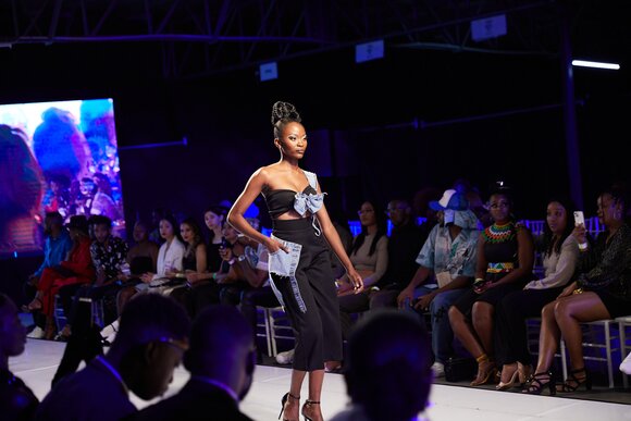 TO DOWNLOAD. CLICK ON THE IMAGE AND SAVE. To browse images use green arrows above.
SHARE AND TAG : @MTC_WINDHOEKFASHIONWEEK
IMAGE CREDIT: @SIMZMKHWANAZI/@BESTFRIENDS_STUDIOS
#MTCWFW2022
@MTC_WINDHOEKFASHIONWEEK
#MADEINNAMIBIA