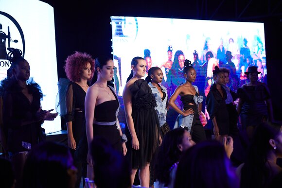 TO DOWNLOAD. CLICK ON THE IMAGE AND SAVE. To browse images use green arrows above.
SHARE AND TAG : @MTC_WINDHOEKFASHIONWEEK
IMAGE CREDIT: @SIMZMKHWANAZI/@BESTFRIENDS_STUDIOS
#MTCWFW2022
@MTC_WINDHOEKFASHIONWEEK
#MADEINNAMIBIA
