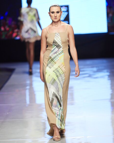 TO DOWNLOAD. CLICK ON THE IMAGE AND SAVE. To browse images use green arrows above.
SHARE AND TAG : @MTC_WINDHOEKFASHIONWEEK
IMAGE CREDIT: @SIMZMKHWANAZI/@BESTFRIENDS_STUDIOS
#MTCWFW2022
@MTC_WINDHOEKFASHIONWEEK
#MADEINNAMIBIA