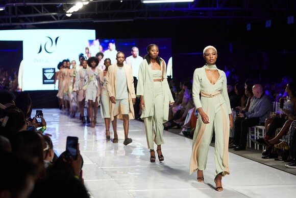 TO DOWNLOAD. CLICK ON THE IMAGE AND SAVE. To browse images use green arrows above.
SHARE AND TAG : @MTC_WINDHOEKFASHIONWEEK
IMAGE CREDIT: @SIMZMKHWANAZI/@BESTFRIENDS_STUDIOS
#MTCWFW2022
@MTC_WINDHOEKFASHIONWEEK
#MADEINNAMIBIA