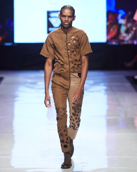 TO DOWNLOAD. CLICK ON THE IMAGE AND SAVE. To browse images use green arrows above.
SHARE AND TAG : @MTC_WINDHOEKFASHIONWEEK
IMAGE CREDIT: @SIMZMKHWANAZI/@BESTFRIENDS_STUDIOS
#MTCWFW2022
@MTC_WINDHOEKFASHIONWEEK
#MADEINNAMIBIA