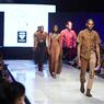TO DOWNLOAD. CLICK ON THE IMAGE AND SAVE. To browse images use green arrows above.
SHARE AND TAG : @MTC_WINDHOEKFASHIONWEEK
IMAGE CREDIT: @SIMZMKHWANAZI/@BESTFRIENDS_STUDIOS
#MTCWFW2022
@MTC_WINDHOEKFASHIONWEEK
#MADEINNAMIBIA