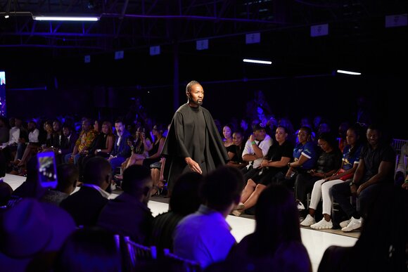 TO DOWNLOAD. CLICK ON THE IMAGE AND SAVE. To browse images use green arrows above.
SHARE AND TAG : @MTC_WINDHOEKFASHIONWEEK
IMAGE CREDIT: @SIMZMKHWANAZI/@BESTFRIENDS_STUDIOS
#MTCWFW2022
@MTC_WINDHOEKFASHIONWEEK
#MADEINNAMIBIA