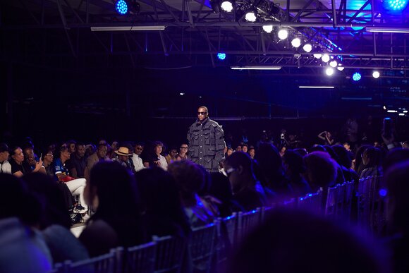 TO DOWNLOAD. CLICK ON THE IMAGE AND SAVE. To browse images use green arrows above.
SHARE AND TAG : @MTC_WINDHOEKFASHIONWEEK
IMAGE CREDIT: @SIMZMKHWANAZI/@BESTFRIENDS_STUDIOS
#MTCWFW2022
@MTC_WINDHOEKFASHIONWEEK
#MADEINNAMIBIA