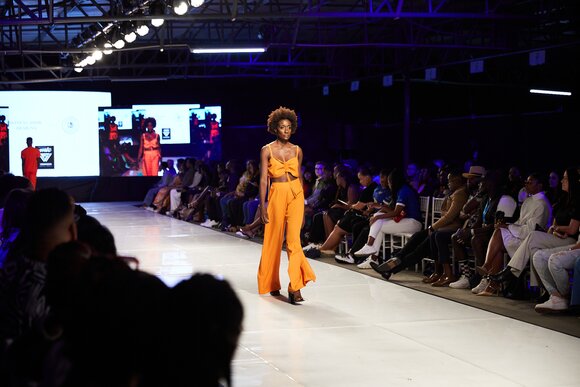 TO DOWNLOAD. CLICK ON THE IMAGE AND SAVE. To browse images use green arrows above.
SHARE AND TAG : @MTC_WINDHOEKFASHIONWEEK
IMAGE CREDIT: @SIMZMKHWANAZI/@BESTFRIENDS_STUDIOS
#MTCWFW2022
@MTC_WINDHOEKFASHIONWEEK
#MADEINNAMIBIA