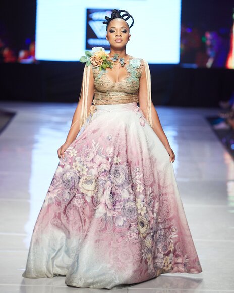 TO DOWNLOAD. CLICK ON THE IMAGE AND SAVE. To browse images use green arrows above.
SHARE AND TAG : @MTC_WINDHOEKFASHIONWEEK
IMAGE CREDIT: @SIMZMKHWANAZI/@BESTFRIENDS_STUDIOS
#MTCWFW2022
@MTC_WINDHOEKFASHIONWEEK
#MADEINNAMIBIA