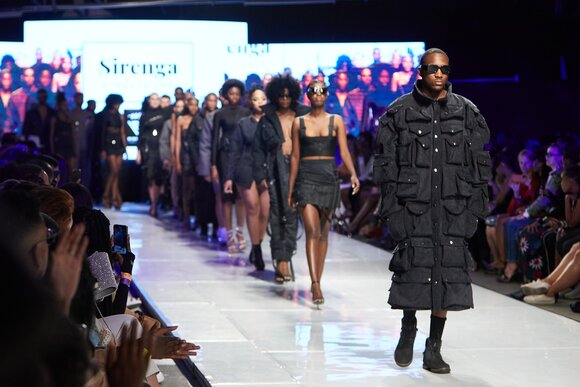 TO DOWNLOAD. CLICK ON THE IMAGE AND SAVE. To browse images use green arrows above.
SHARE AND TAG : @MTC_WINDHOEKFASHIONWEEK
IMAGE CREDIT: @SIMZMKHWANAZI/@BESTFRIENDS_STUDIOS
#MTCWFW2022
@MTC_WINDHOEKFASHIONWEEK
#MADEINNAMIBIA
