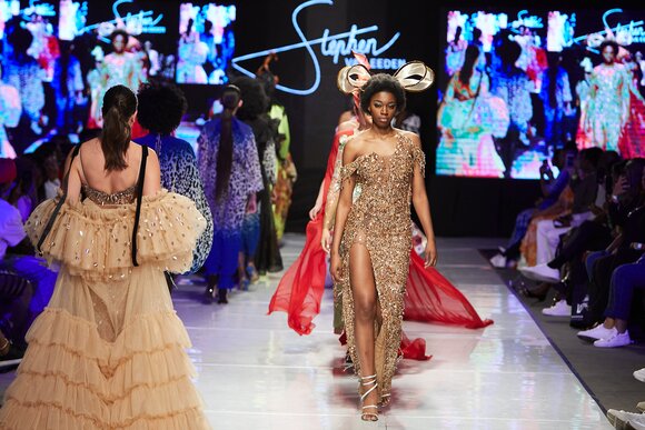 TO DOWNLOAD. CLICK ON THE IMAGE AND SAVE. To browse images use green arrows above.
SHARE AND TAG : @MTC_WINDHOEKFASHIONWEEK
IMAGE CREDIT: @SIMZMKHWANAZI/@BESTFRIENDS_STUDIOS
#MTCWFW2022
@MTC_WINDHOEKFASHIONWEEK
#MADEINNAMIBIA