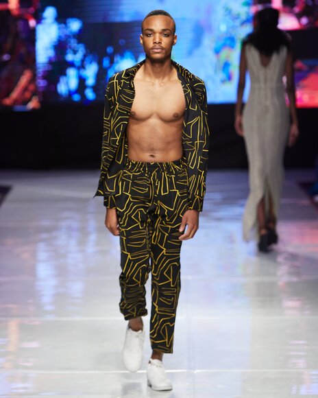 TO DOWNLOAD. CLICK ON THE IMAGE AND SAVE. To browse images use green arrows above.
SHARE AND TAG : @MTC_WINDHOEKFASHIONWEEK
IMAGE CREDIT: @SIMZMKHWANAZI/@BESTFRIENDS_STUDIOS
#MTCWFW2022
@MTC_WINDHOEKFASHIONWEEK
#MADEINNAMIBIA
