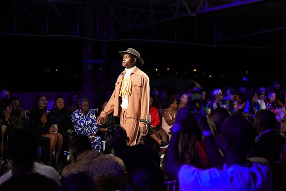 TO DOWNLOAD. CLICK ON THE IMAGE AND SAVE. To browse images use green arrows above.
SHARE AND TAG : @MTC_WINDHOEKFASHIONWEEK
IMAGE CREDIT: @SIMZMKHWANAZI/@BESTFRIENDS_STUDIOS
#MTCWFW2022
@MTC_WINDHOEKFASHIONWEEK
#MADEINNAMIBIA