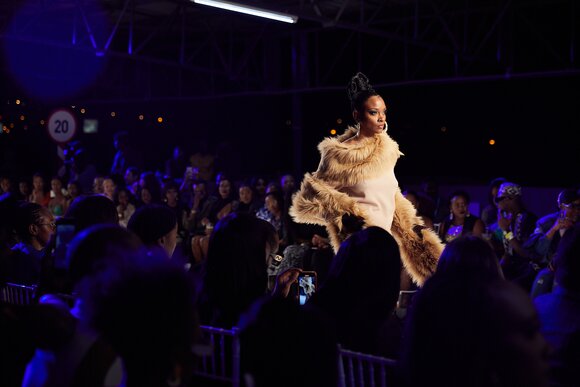 TO DOWNLOAD. CLICK ON THE IMAGE AND SAVE. To browse images use green arrows above.
SHARE AND TAG : @MTC_WINDHOEKFASHIONWEEK
IMAGE CREDIT: @SIMZMKHWANAZI/@BESTFRIENDS_STUDIOS
#MTCWFW2022
@MTC_WINDHOEKFASHIONWEEK
#MADEINNAMIBIA