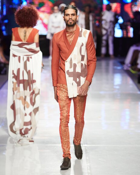 TO DOWNLOAD. CLICK ON THE IMAGE AND SAVE. To browse images use green arrows above.
SHARE AND TAG : @MTC_WINDHOEKFASHIONWEEK
IMAGE CREDIT: @SIMZMKHWANAZI/@BESTFRIENDS_STUDIOS
#MTCWFW2022
@MTC_WINDHOEKFASHIONWEEK
#MADEINNAMIBIA