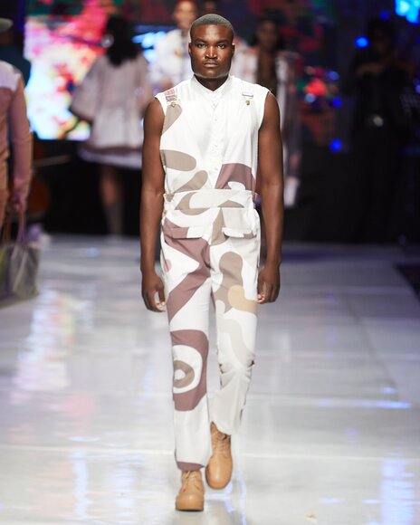 TO DOWNLOAD. CLICK ON THE IMAGE AND SAVE. To browse images use green arrows above.
SHARE AND TAG : @MTC_WINDHOEKFASHIONWEEK
IMAGE CREDIT: @SIMZMKHWANAZI/@BESTFRIENDS_STUDIOS
#MTCWFW2022
@MTC_WINDHOEKFASHIONWEEK
#MADEINNAMIBIA