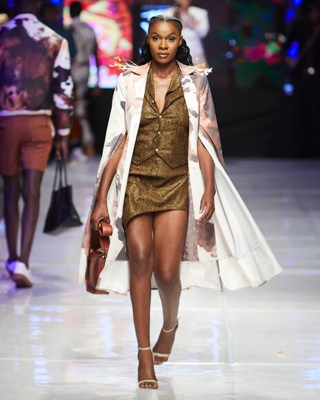 TO DOWNLOAD. CLICK ON THE IMAGE AND SAVE. To browse images use green arrows above.
SHARE AND TAG : @MTC_WINDHOEKFASHIONWEEK
IMAGE CREDIT: @SIMZMKHWANAZI/@BESTFRIENDS_STUDIOS
#MTCWFW2022
@MTC_WINDHOEKFASHIONWEEK
#MADEINNAMIBIA