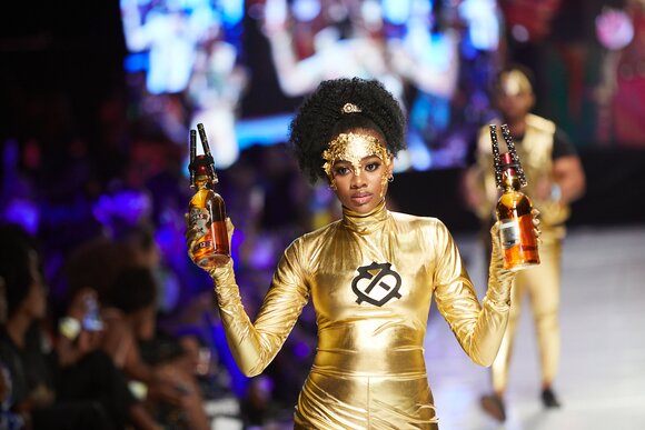 TO DOWNLOAD. CLICK ON THE IMAGE AND SAVE. To browse images use green arrows above.
SHARE AND TAG : @MTC_WINDHOEKFASHIONWEEK
IMAGE CREDIT: @SIMZMKHWANAZI/@BESTFRIENDS_STUDIOS
#MTCWFW2022
@MTC_WINDHOEKFASHIONWEEK
#MADEINNAMIBIA
