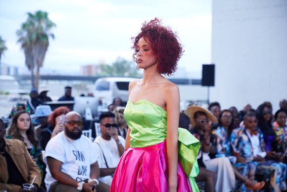 TO DOWNLOAD. CLICK ON THE IMAGE AND SAVE. To browse images use green arrows above.
SHARE AND TAG : @MTC_WINDHOEKFASHIONWEEK
IMAGE CREDIT: @SIMZMKHWANAZI/@BESTFRIENDS_STUDIOS
#MTCWFW2022
@MTC_WINDHOEKFASHIONWEEK
#MADEINNAMIBIA
