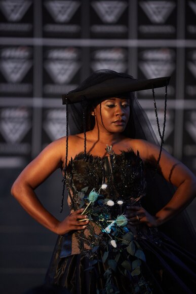 TO DOWNLOAD. CLICK ON THE IMAGE AND SAVE. To browse images use green arrows above.
SHARE AND TAG : @MTC_WINDHOEKFASHIONWEEK
IMAGE CREDIT: @SIMZMKHWANAZI/@BESTFRIENDS_STUDIOS
#MTCWFW2022
@MTC_WINDHOEKFASHIONWEEK
#MADEINNAMIBIA