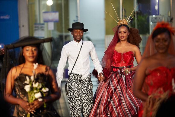 TO DOWNLOAD. CLICK ON THE IMAGE AND SAVE. To browse images use green arrows above.
SHARE AND TAG : @MTC_WINDHOEKFASHIONWEEK
IMAGE CREDIT: @SIMZMKHWANAZI/@BESTFRIENDS_STUDIOS
#MTCWFW2022
@MTC_WINDHOEKFASHIONWEEK
#MADEINNAMIBIA