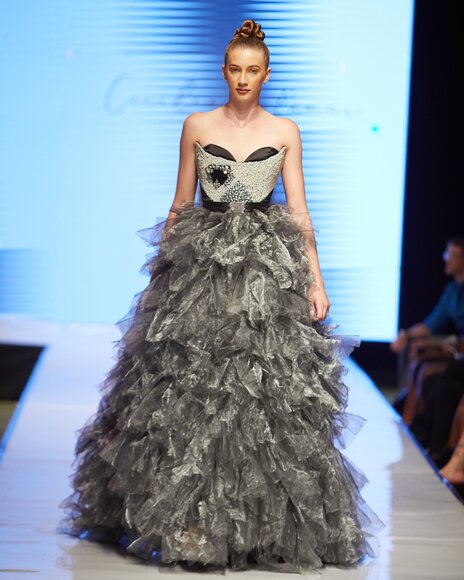 TO DOWNLOAD, CLICK ON THE PICTURE AND SAVE. To browse  use green arrows above the picture.
SHARE AND TAG : @MTC_WINDHOEKFASHIONWEEK
IMAGE CREDIT: @SIMZMKHWANAZI/@SHAMASESTUDIOS
#MTCWFW2023
@MTC_WINDHOEKFASHIONWEEK
#MADEINNAMIBIA