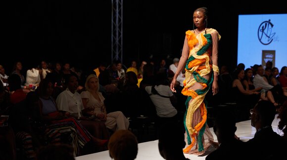 TO DOWNLOAD, CLICK ON THE PICTURE AND SAVE. To browse  use green arrows above the picture.
SHARE AND TAG : @MTC_WINDHOEKFASHIONWEEK
IMAGE CREDIT: @SIMZMKHWANAZI/@SHAMASESTUDIOS
#MTCWFW2023
@MTC_WINDHOEKFASHIONWEEK
#MADEINNAMIBIA