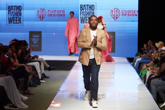 TO DOWNLOAD, CLICK ON THE PICTURE AND SAVE. To browse  use green arrows above the picture.
SHARE AND TAG : @MTC_WINDHOEKFASHIONWEEK
IMAGE CREDIT: @SIMZMKHWANAZI/@SHAMASESTUDIOS
#MTCWFW2023
@MTC_WINDHOEKFASHIONWEEK
#MADEINNAMIBIA