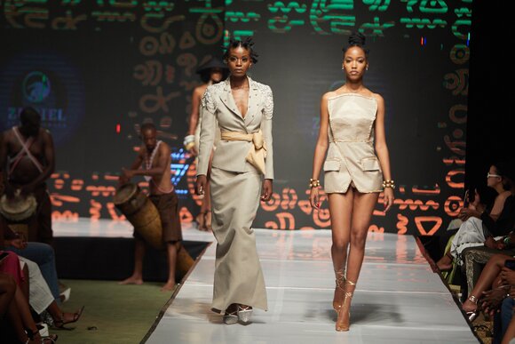 TO DOWNLOAD, CLICK ON THE PICTURE AND SAVE. To browse  use green arrows above the picture.
SHARE AND TAG : @MTC_WINDHOEKFASHIONWEEK
IMAGE CREDIT: @SIMZMKHWANAZI/@SHAMASESTUDIOS
#MTCWFW2023
@MTC_WINDHOEKFASHIONWEEK
#MADEINNAMIBIA